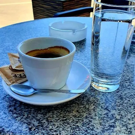 بيت شباب Novak